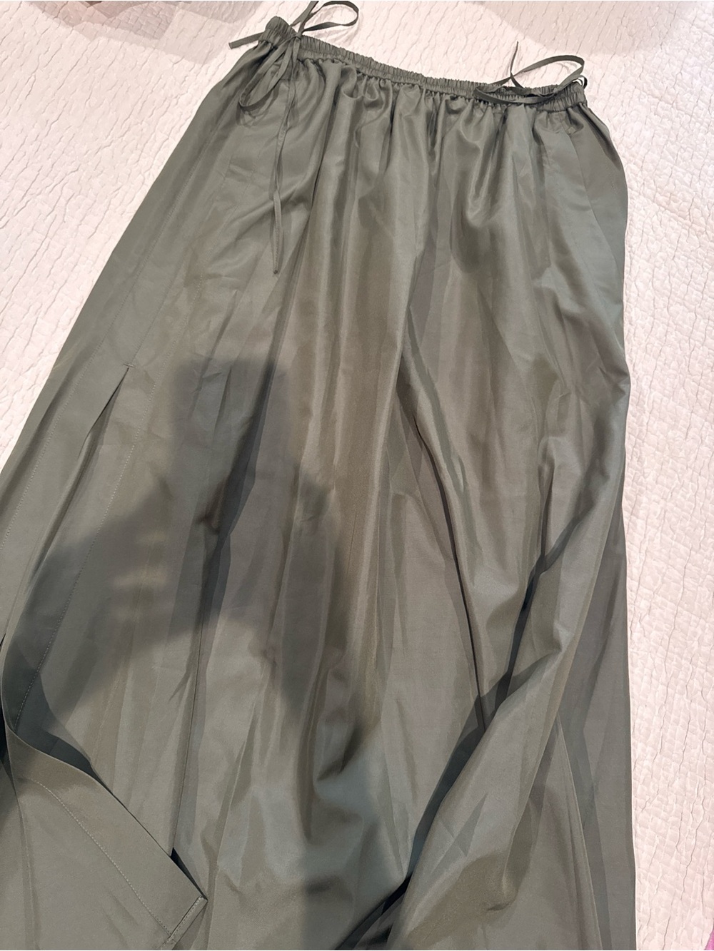 Uniqlo Side Ties Gather Midi Maxi Skirt Army Olive Green NWT Medium *htf* - Picture 4 of 4